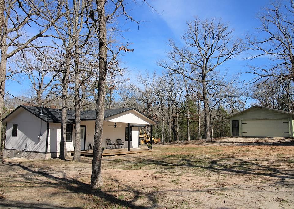 1st image of 679 Dogwood Dr