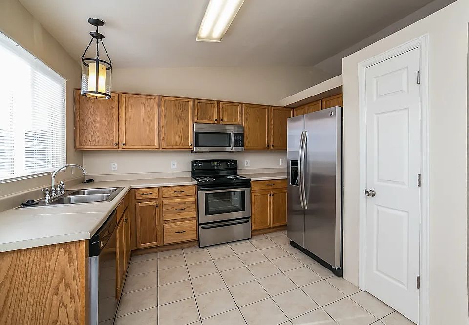 1st image of 6153 Miramont St