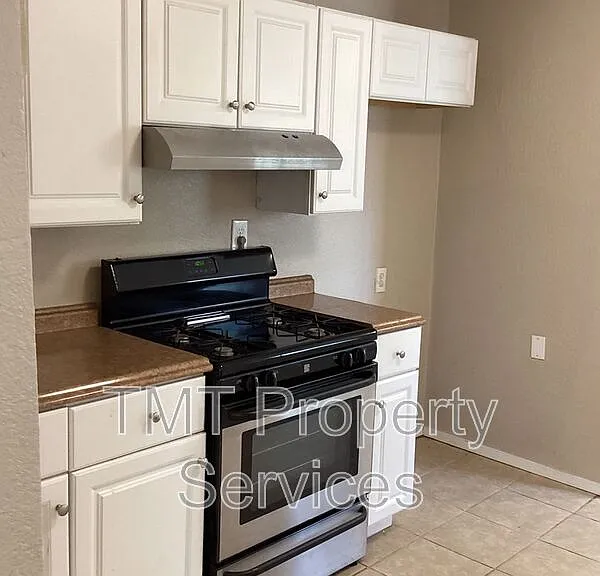 4116 W Nichols Ave — Photo 3