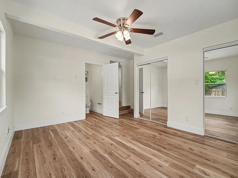 1111 Brewer Ct — Photo 8