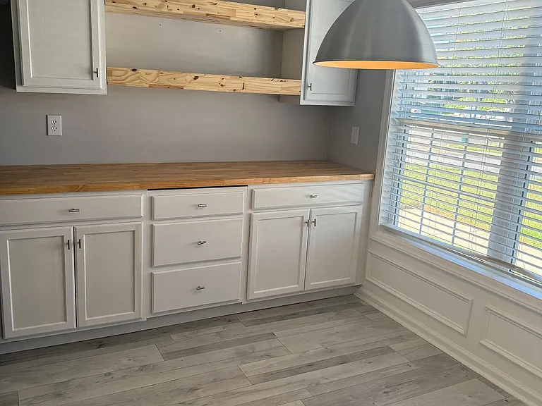 801 Remount Ct — Photo 4