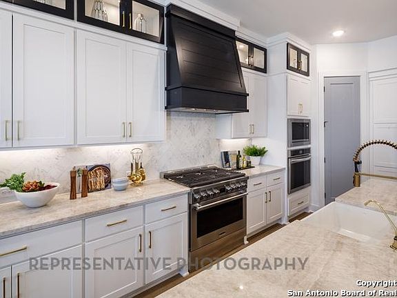 5th image of 109 Estrella Lane