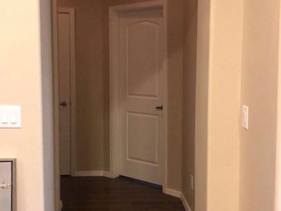 5th image of 7027 Metro Park St