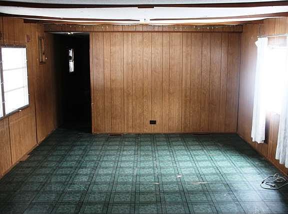 3rd image of 14143 Forest Dr