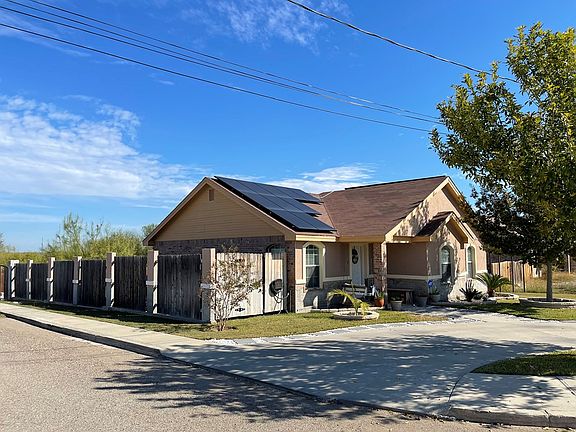 3rd image of 164 Marco Dr