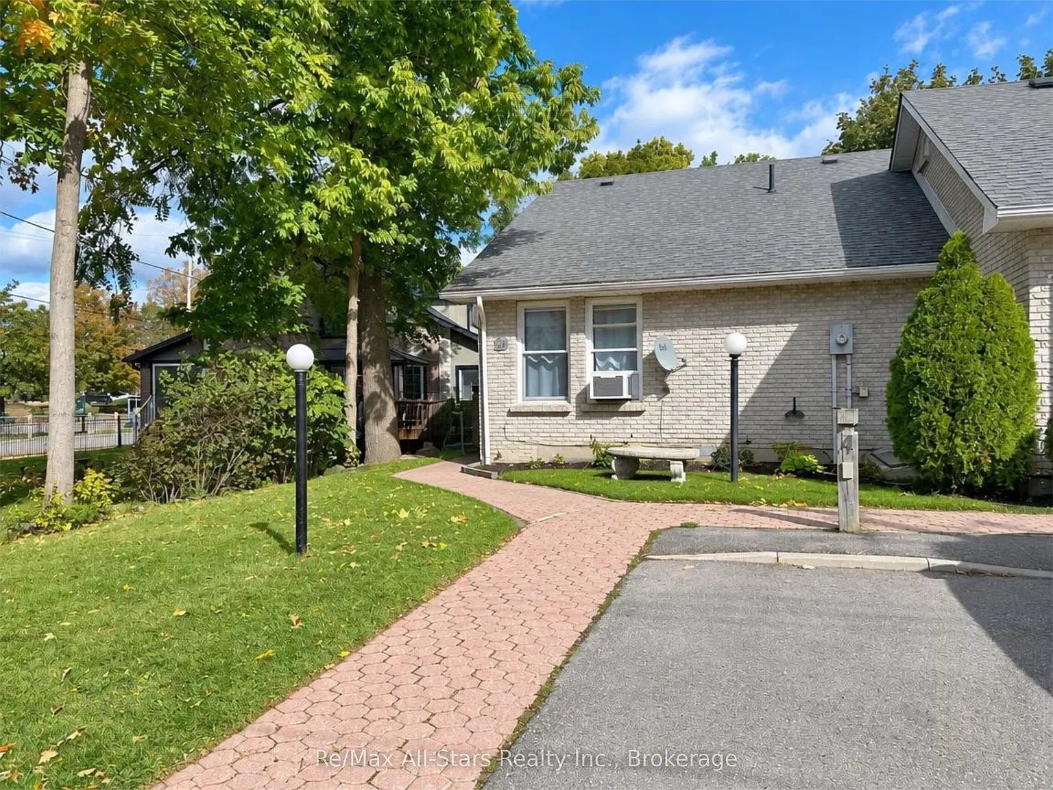 2 bed, $2,600 — Photo 1