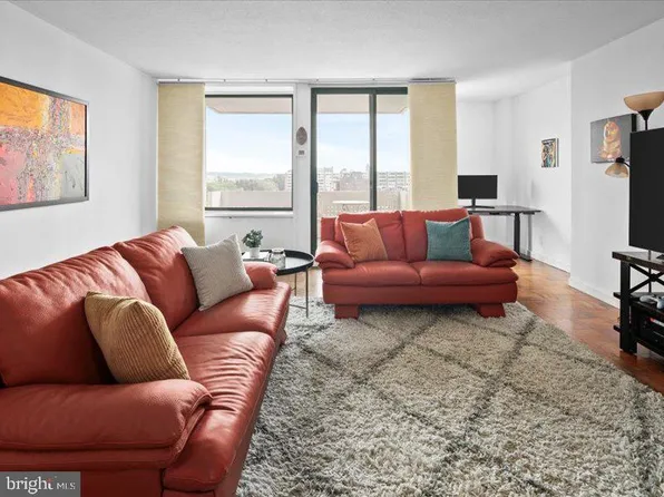 1245 4th St SW APT E707, Washington, DC 20024