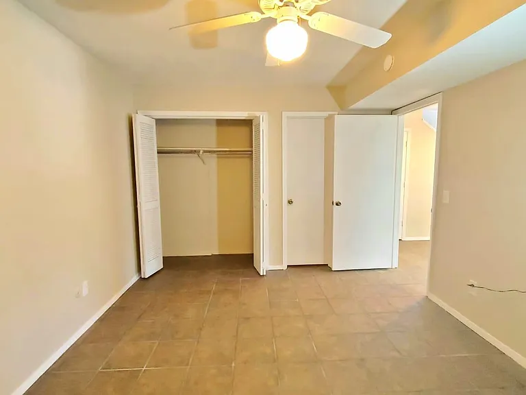 33 Nantucket Dr — Photo 11