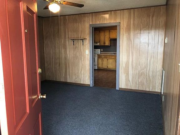 3rd image of 110 Tremont Ave