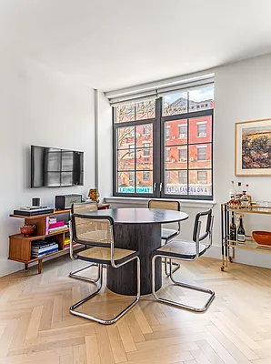 Rented by Compass | media 20