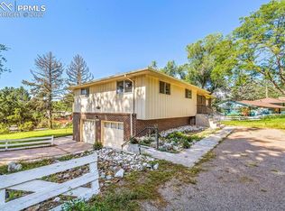 2504 Pine Bluff Rd, Colorado Springs, CO 80909