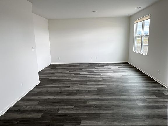 5th image of 7882 W 105th Pl