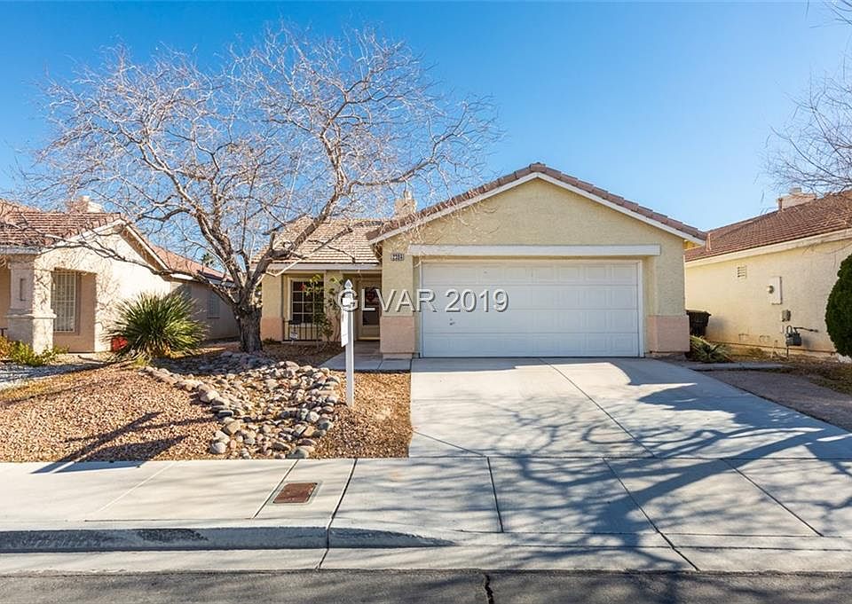 1st image of 2304 Avery Dr