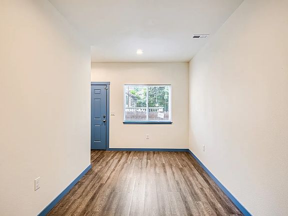 5th image of 4783 NE 108th Ave