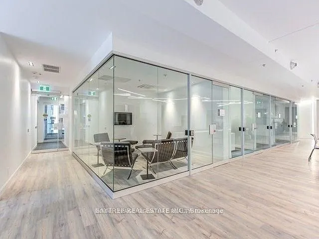 181 Dundas St E #2105 — Photo 14