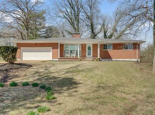 212 Rex Dr, Collinsville, IL 62234