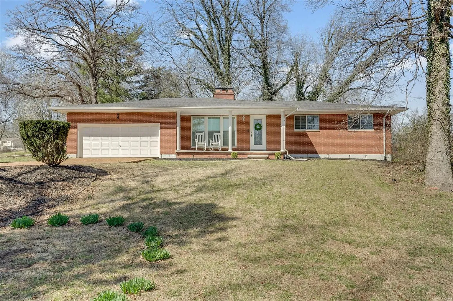 212 Rex Dr photo 1
