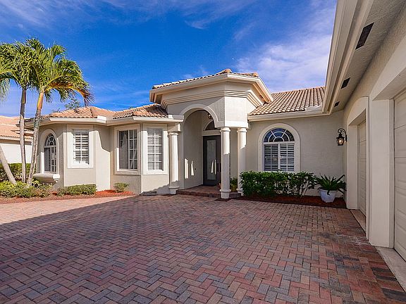2nd image of 4609 SW Long Bay Dr