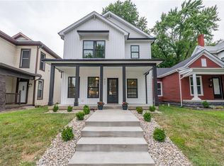 927 E Chestnut St, Jeffersonville, IN 47130