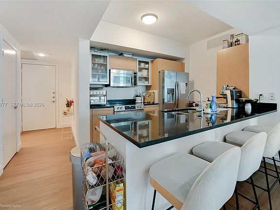 2nd image of 951 Brickell Ave APT 1110