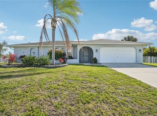 2129 SW 5th Pl, Cape Coral, FL 33991