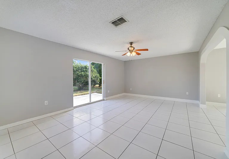3170 Santa Cruz Dr — Photo 6