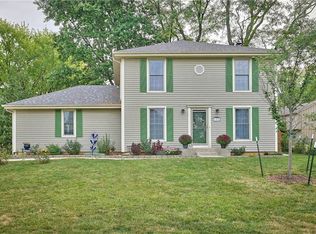 108 E Nelson Cir, Olathe, KS 66061