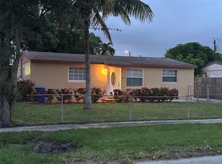 5320 Eadie Pl, West Palm Beach, FL 33407