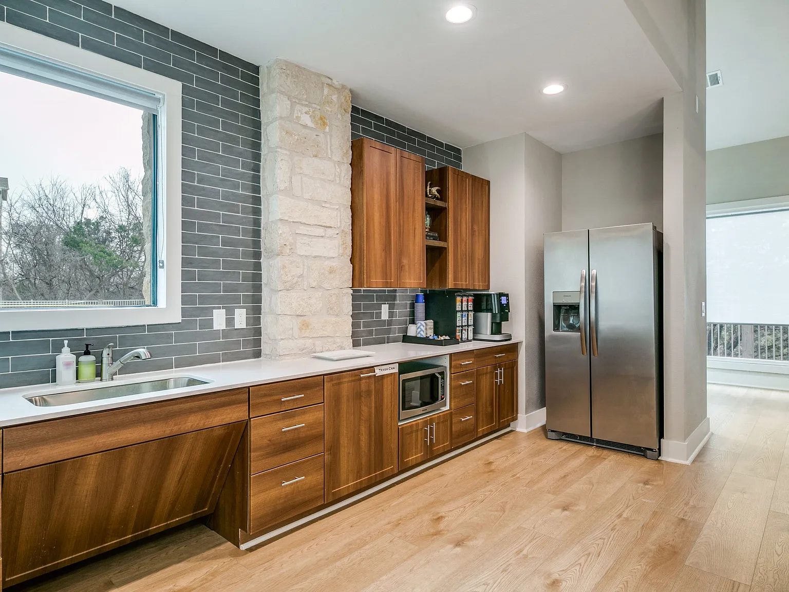 Canyon Ridge — Photo 2