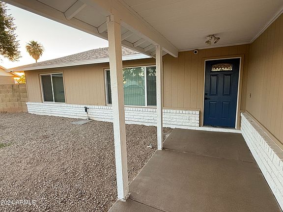 4th image of 2429 E ALAMEDA Drive