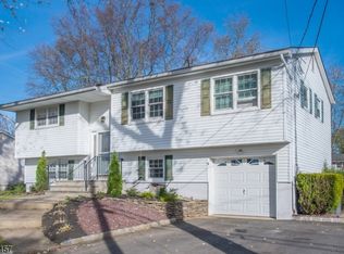 10 Rehoboth Rd, Flanders, NJ 07836