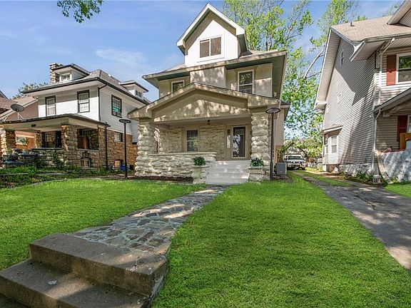 3rd image of 3308 Benton Blvd