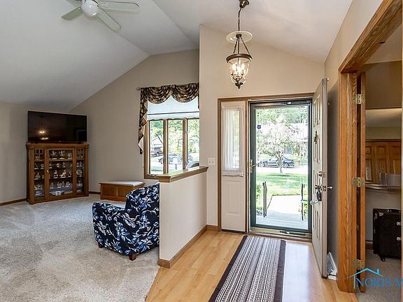 4th image of 5520 Greenridge Dr