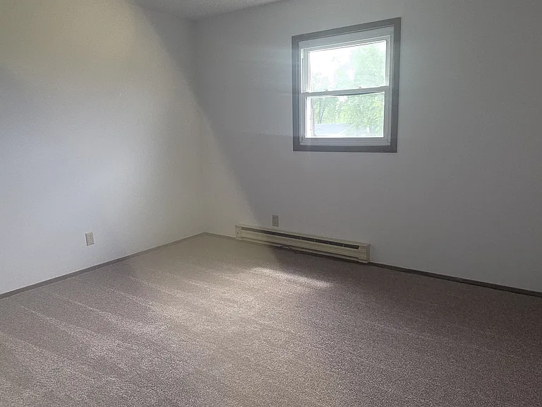 750 W Bethel Dr #11 — Photo 8