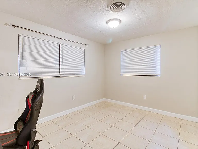 6620 NW 21st Ct — Photo 27