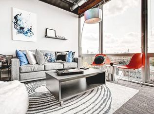 1237 W Fullerton Ave, Chicago, IL 60614