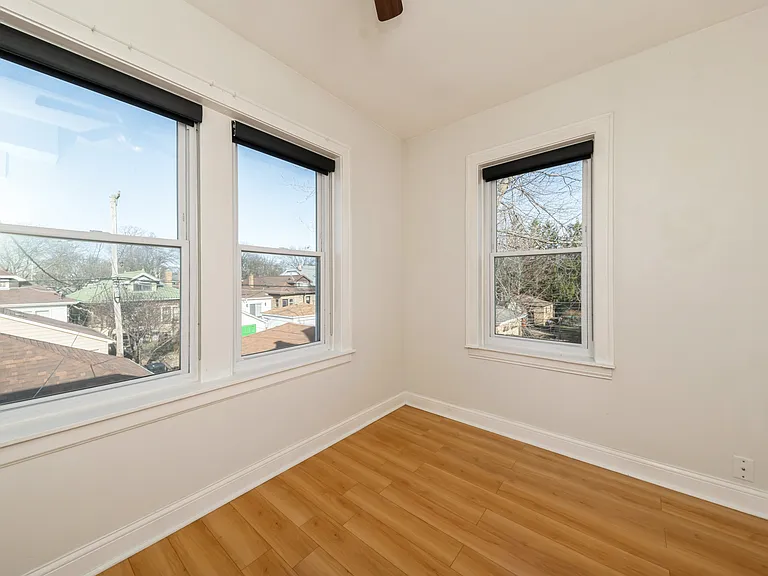 5736 N Richmond St #2 — Photo 17