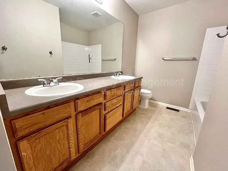 22192 Pebble Brook Ln — Photo 26