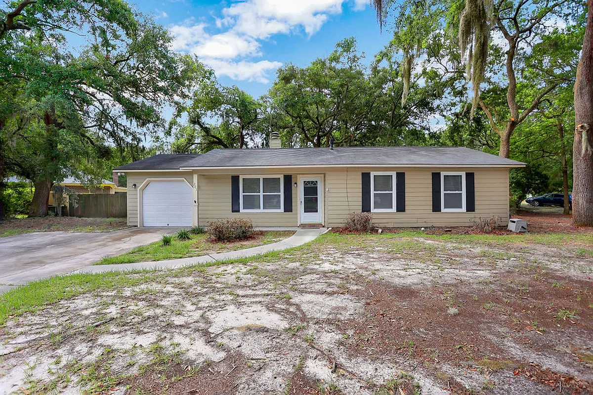 Building Photo - 201 Whittington Dr