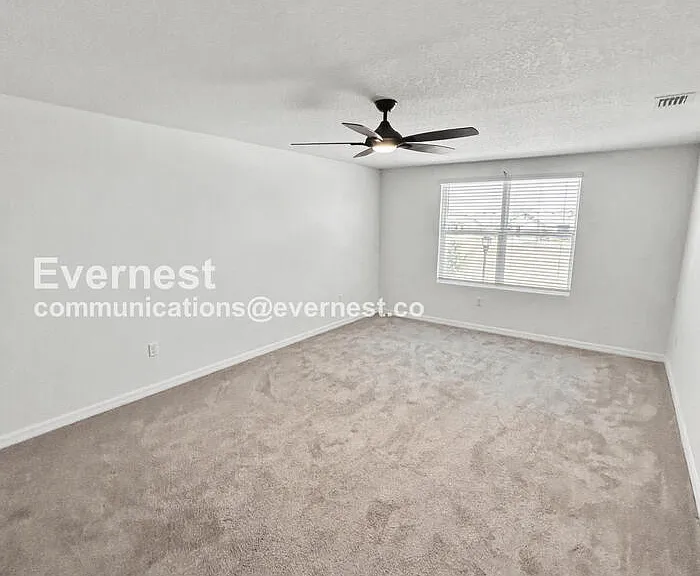 5106 Plumeria Dr — Photo 13