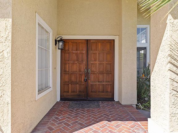 4th image of 26371 Eva St