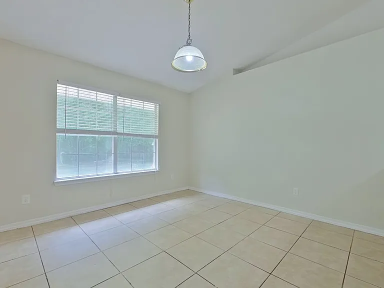 143 Steeplechase Dr — Photo 9