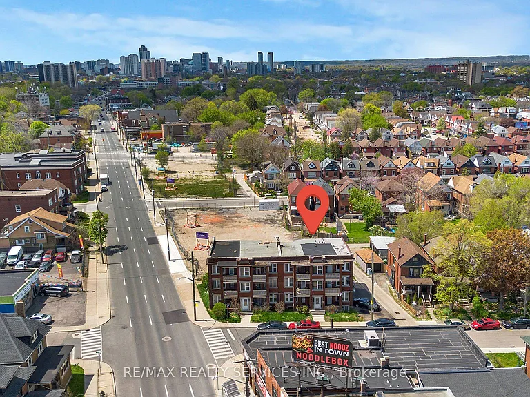 5 Fairholt Rd N #8 — Photo 23
