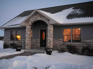 24-97 Saddlewood Ln, Lanark, IL 61046