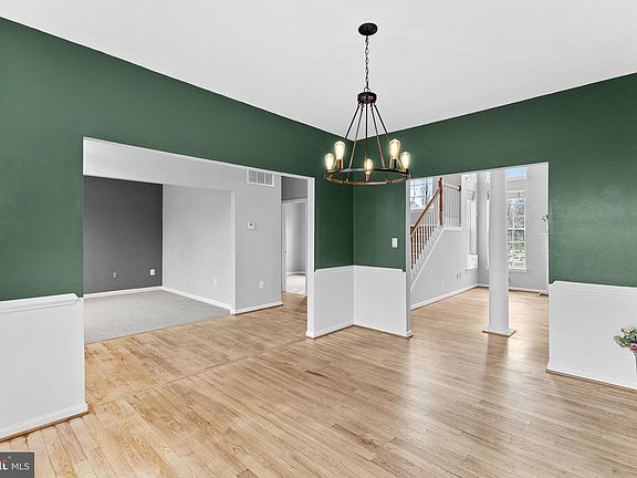 5th image of 35812 Park Heights Cir