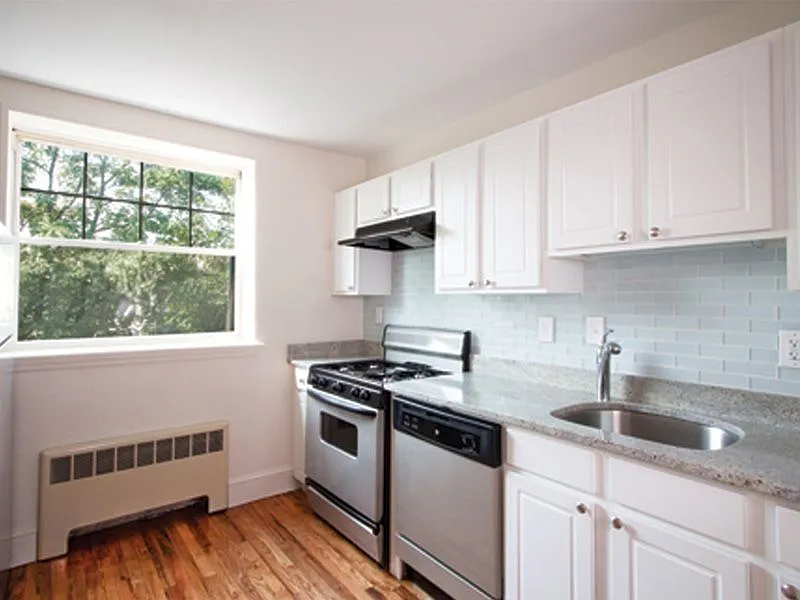Clinton & Prospect Apartments — Photo 3