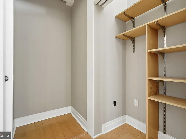811 4th NW #1012 — Photo 23