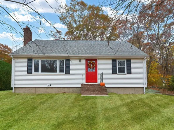 19 Meadowview Rd, Foxboro, MA 02035