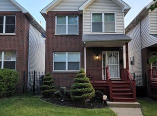 1438 E 72nd St, Chicago, IL 60619