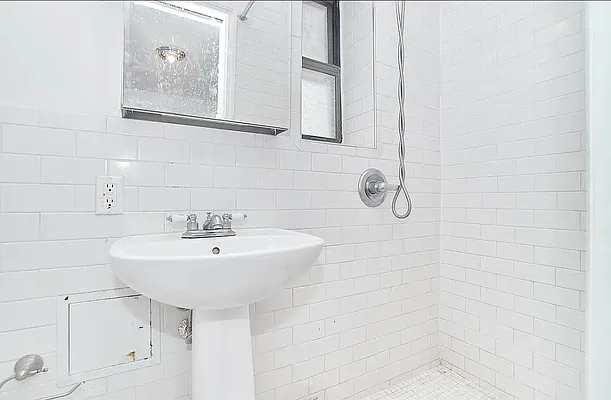 Rented by Living New York | media 18